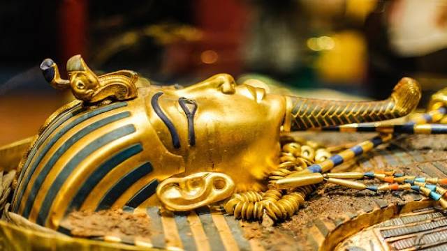 3 Days Tour luxor Aswan Abu simble and Cairo from Hurghada