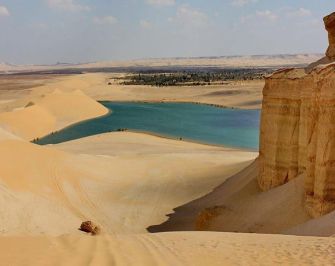 3 days trip White desert and wadi el Hitan from Cairo — photo 2