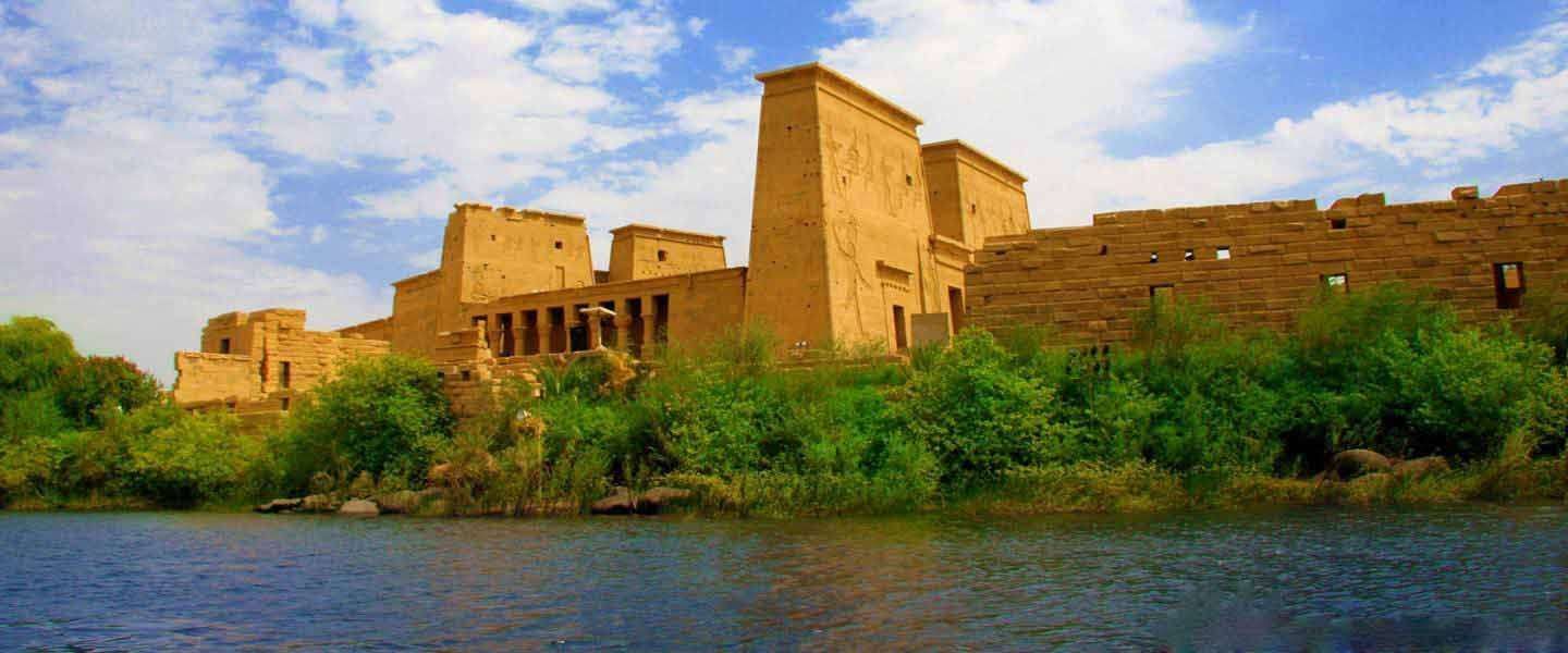 4 Days Nile Cruise From Aswan on blue shadow Nile cruise