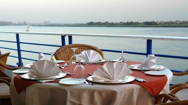 4 Days Nile Cruise from Aswan on MS Reinassance — photo 7