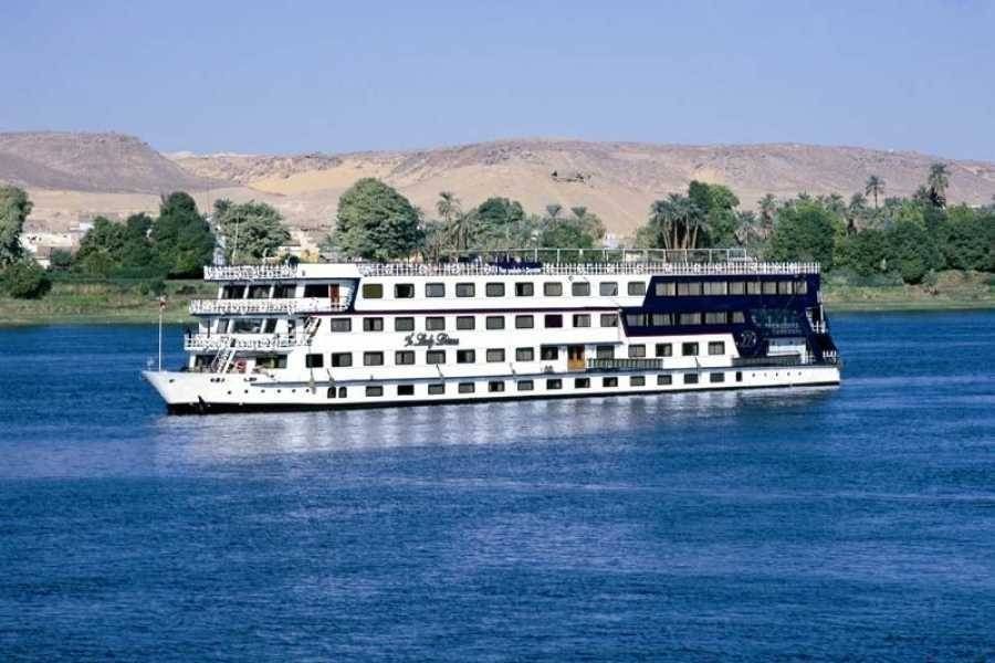 5 Days Nile river Cruise From Luxor on Blue Shadow