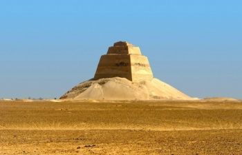 Day tour to Dahshur Pyramids and Meidoum Pyramid from Cairo — photo 2