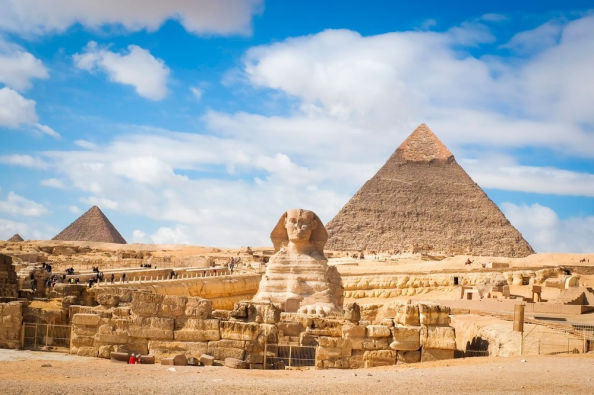 Day Tour to Giza Pyramids and Sakkara from Alexandria Port