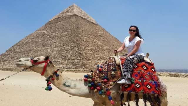 Day tour to Giza Pyramids Memphis Sakkara from Cairo — photo 4
