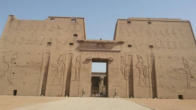 Day Trip to Edfu Kom Ombo from Marsa Alam — photo 6