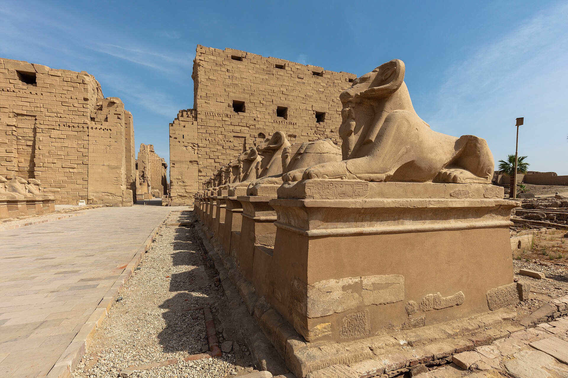 luxor two days tour from marsa alam with hotair balloon — photo 2