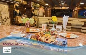 Nefertari Seascope boat Marsa alam Lunch Trip — photo 3