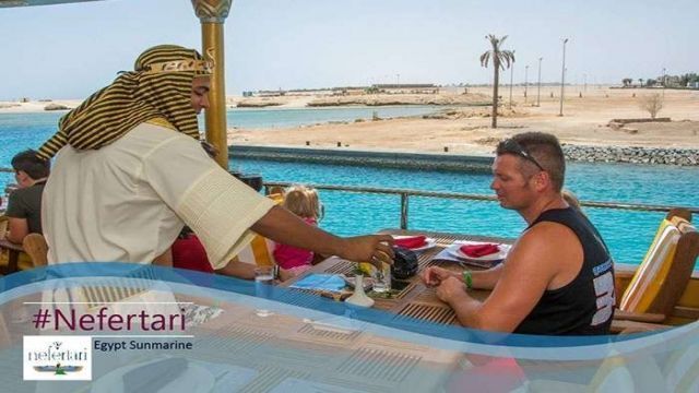 Nefertari Seascope boat trip from Marsa alam with dinner — photo 3