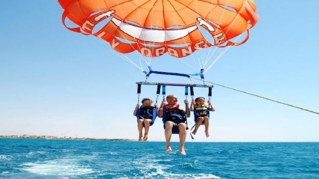 Parasailing Excursions from Sahel Hashesh — photo 9