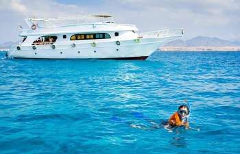 Private boat Snorkeling trip to Tiran Island — photo 2