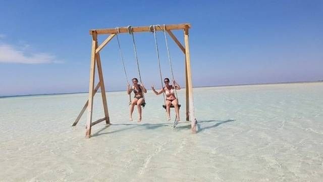 Private snorkeling boat trip to Orange from Hurghada — photo 3
