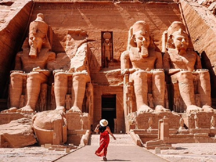 Private trip to Abu Simbel from Aswan by flight — photo 3