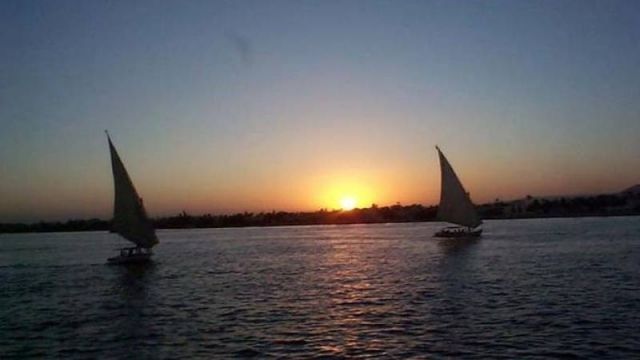 Sunset sailing trip with Felucca in Luxor — photo 7