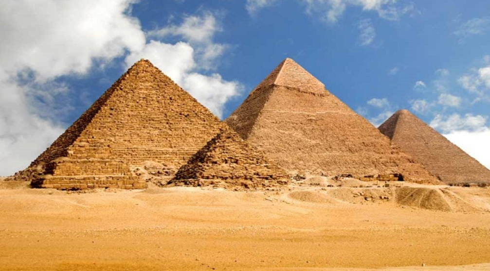 Tour to Giza Pyramids from el Gouna by plane — photo 8